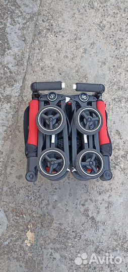 Прогулочная коляска gb