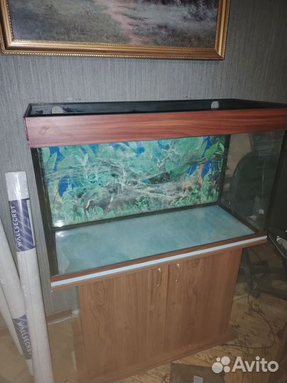 Аквариум с тумбой 200л