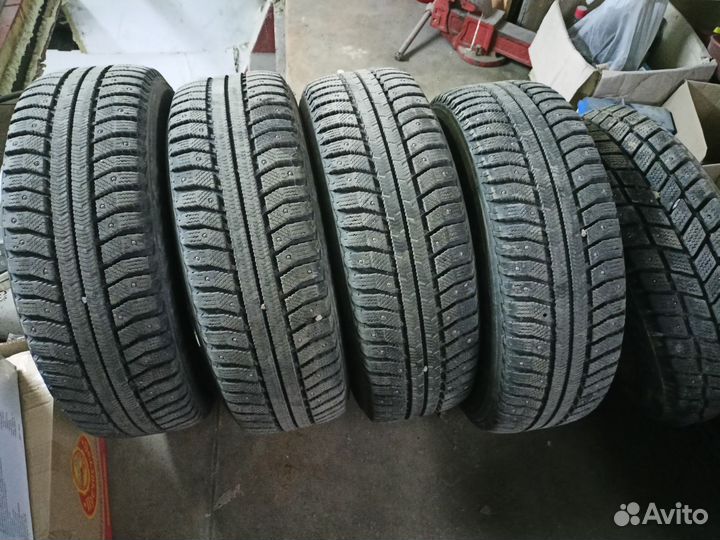 Зимние колёса 195/65/R15