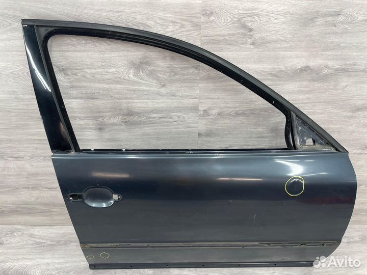 Дверь передняя правая Passat B5 B5+
