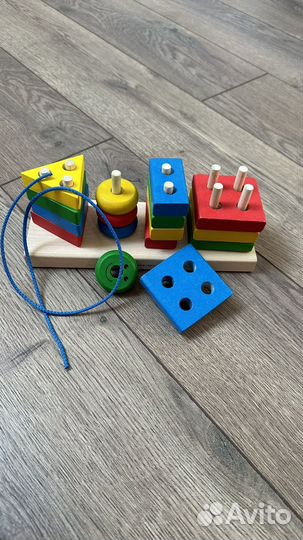 Игрушка детская деревянная геометрик
