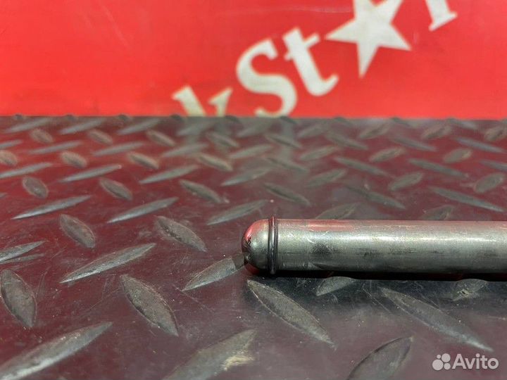 Штанга толкателя впускного клапана Daf XF105