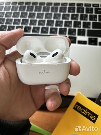 Наушники Realme air