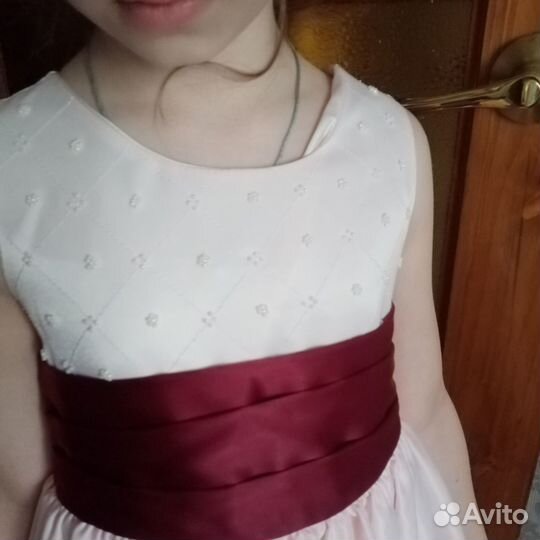 Продам платье