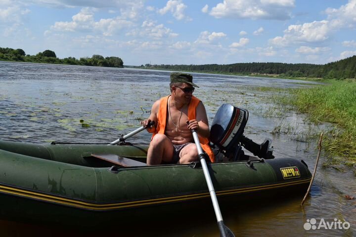 Мотор и лодка