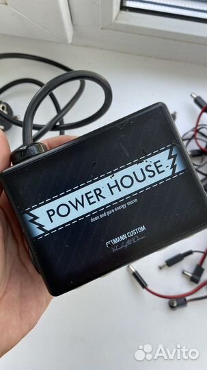 Блок питания для гитарных педалей Seemann Custom