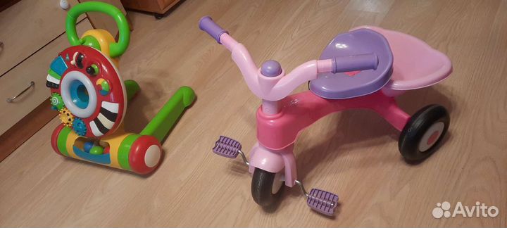 Трехколесный велосипед для малышей