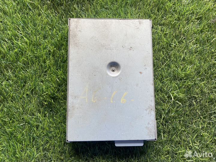 Блок управления камерой заднего вида Audi A6C6