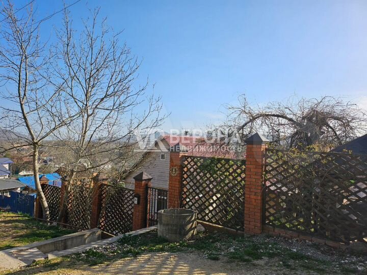 Дом 200 м² на участке 10 сот.