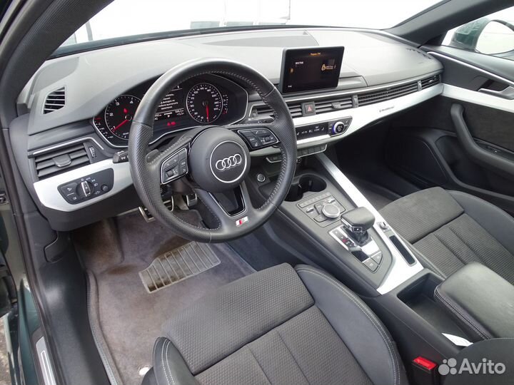 Audi A4 2 AMT, 2018, 75 492 км