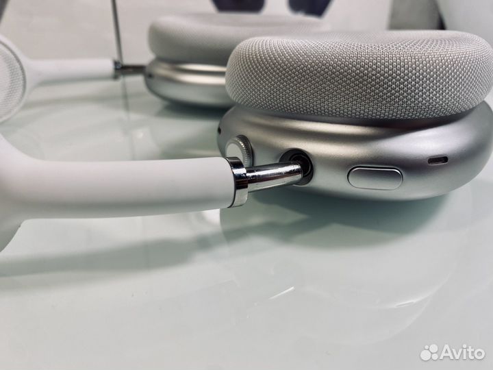 AirPods Max (новые)