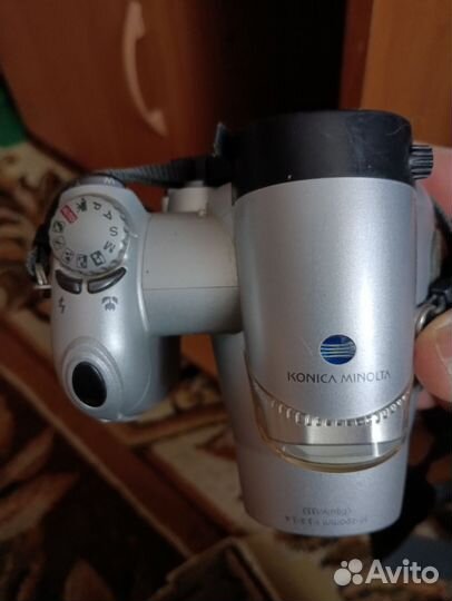 Фотоаппарат Dimage Z10 konica minolta