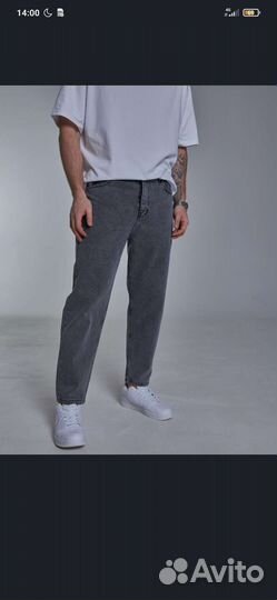 Джинсы бананы