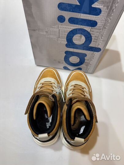 Кроссовки 29 kapika новые