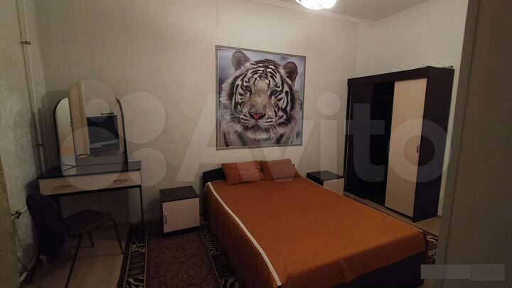 3-к. квартира, 70 м², 2/4 эт.