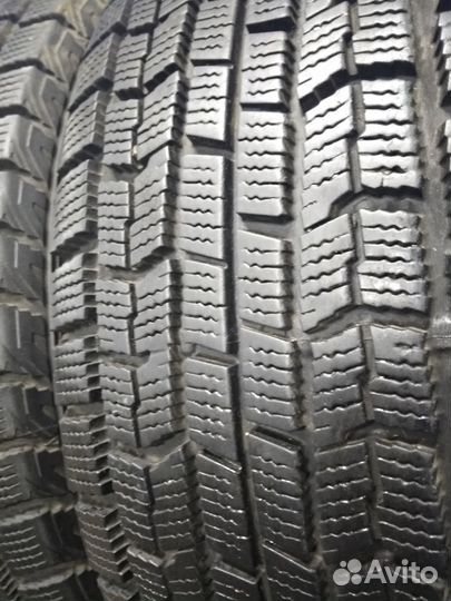 Goodyear Ice Navi Zea II 215/65 R16 98R