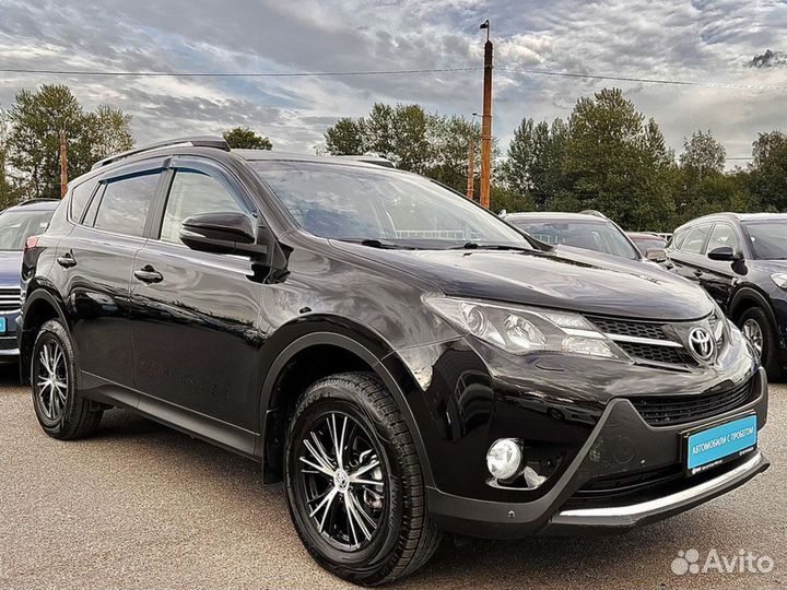 Toyota RAV4 2.2 AT, 2015, 139 051 км