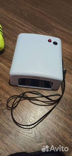 Уф лампа для ногтей