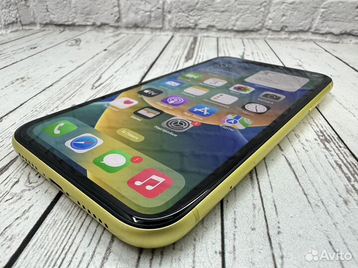 Apple iPhone 11 64gb Yellow Ростест