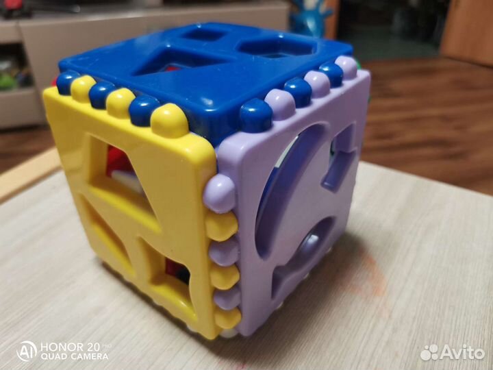 Развивающий кубик