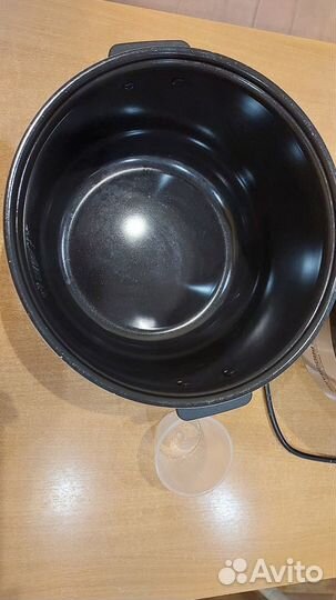 Продам мультиварку redmond