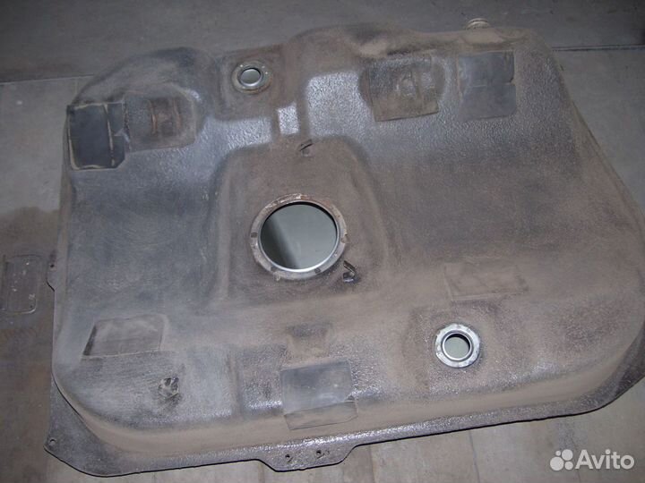Киа спектра Бак топливный