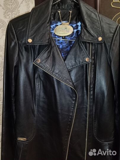 Куртка кожаная женская