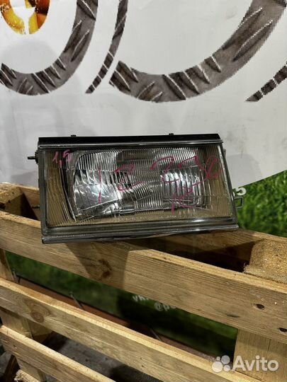 Фара Toyota corolla ae80 правая 12-232