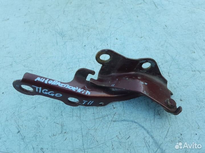 Петля капота правая Chery Tiggo T11