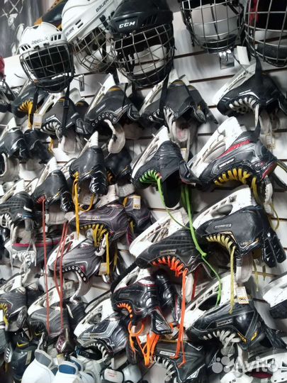 Хоккейные коньки