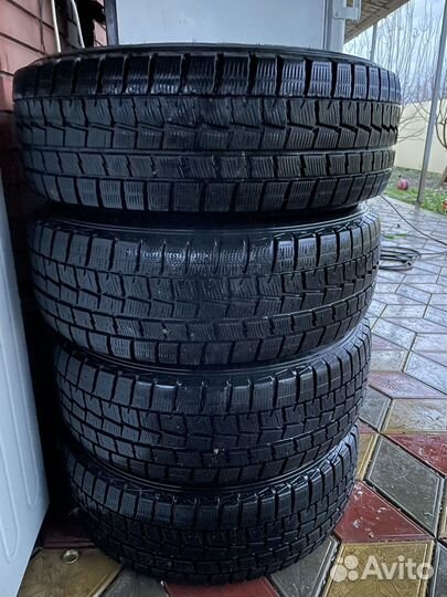 Goodyear UltraGrip 215/55 R17