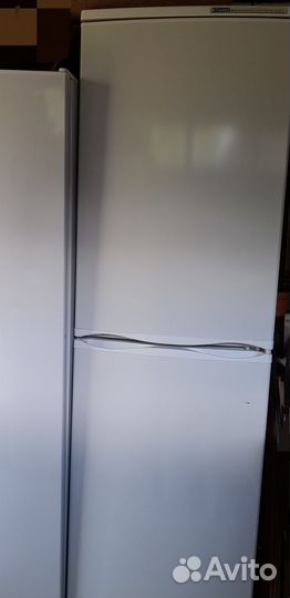 Холодильник атлант двухкамерный
