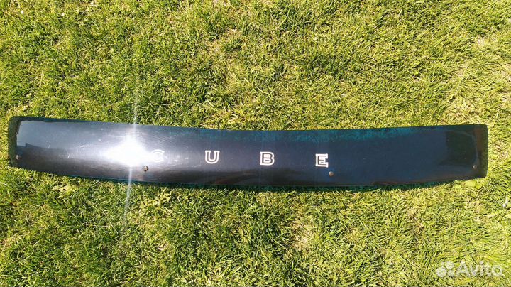 Дефлектор капота (мухобойка) nissan cube z11