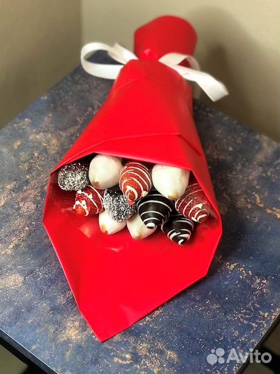 Клубничный букет из свежей клубники Самара