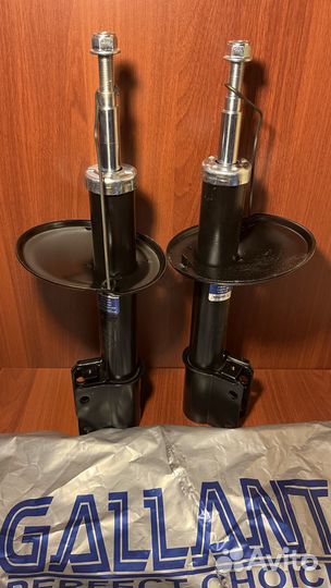 Амортизатор Renault Logan 04,Sandero 07- передний