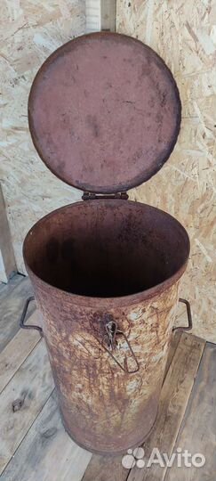 Бак металлический с крышкой