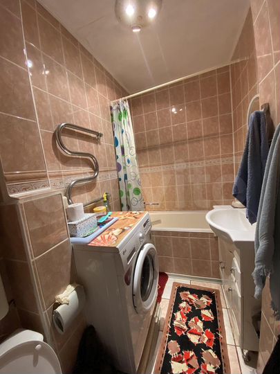 2-к. квартира, 46 м², 3/3 эт.