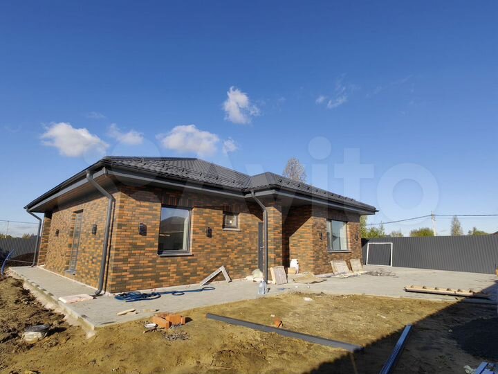 Дом 126 м² на участке 8,4 сот.