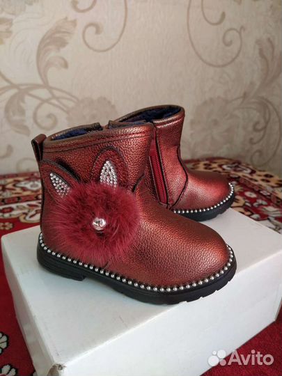 Сапожки и кроссовки