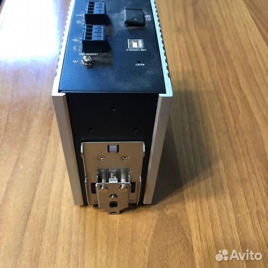 Коммутатор промышленный Moxa