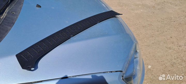 Накладка бампера гранта