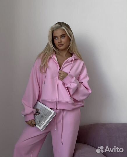 Костюм спортивный новый