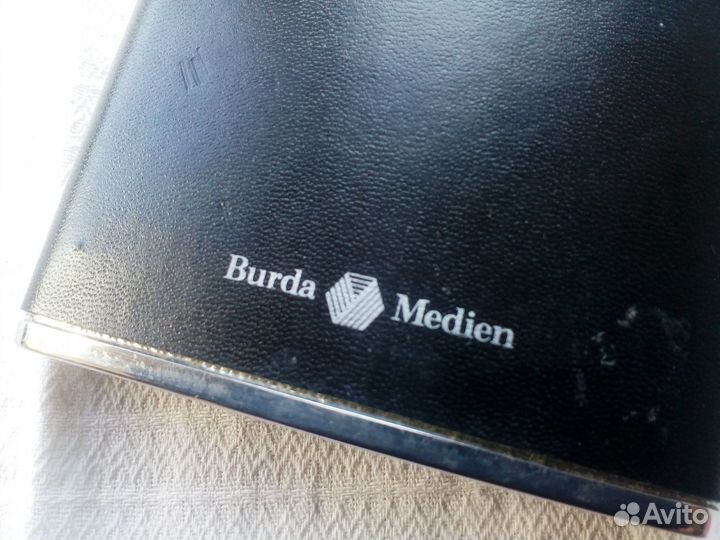 Фляжка для алкоголя Burda Medien. 6 Oz