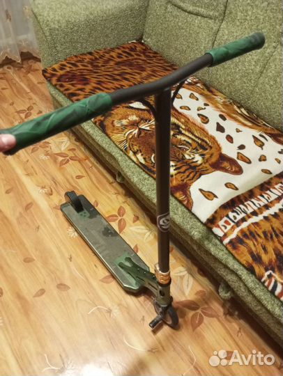 Трюковой самокат