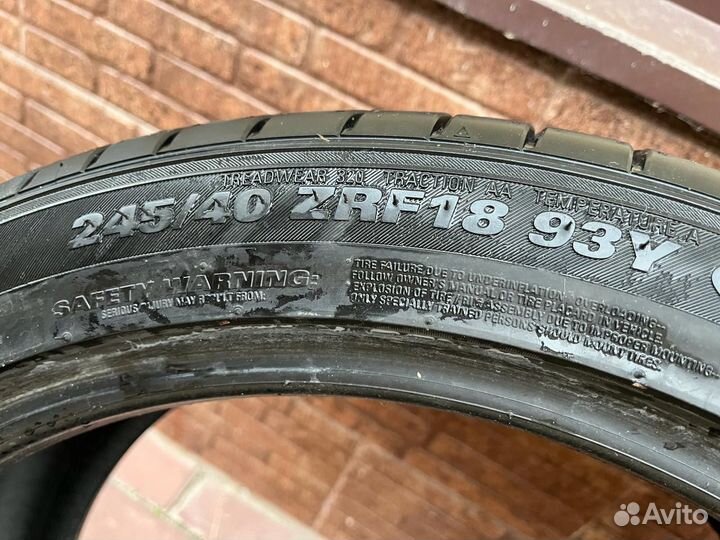 Kumho Ecsta PS71 245/40 R18