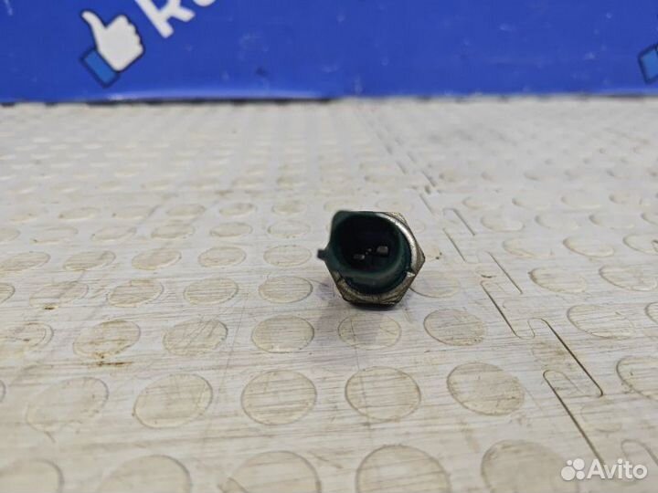 Датчик давления масла Skoda Octavia A7 CJZ 2014