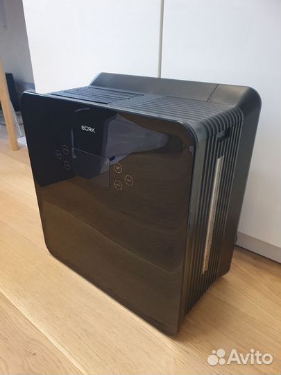 Мойка воздуха Bork Q710 новая