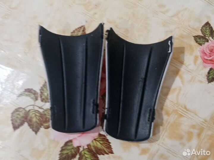 Щитки adidas predator