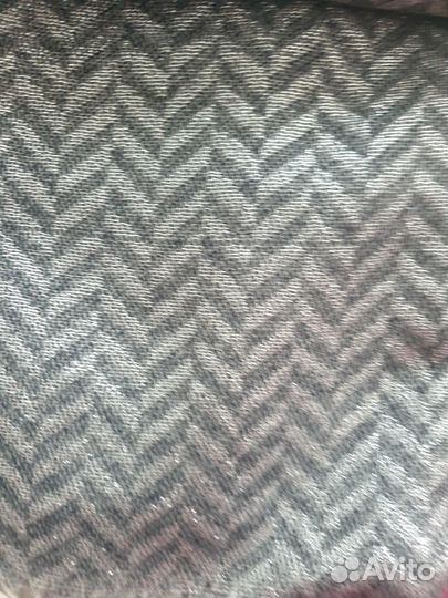 Шарф шерстяной с люрексом.Massimo Dutti