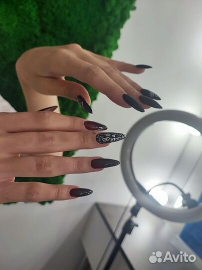 Мастер маникюра и педикюра